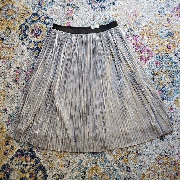 INC silver metallic skirt - Picture 4 of 16